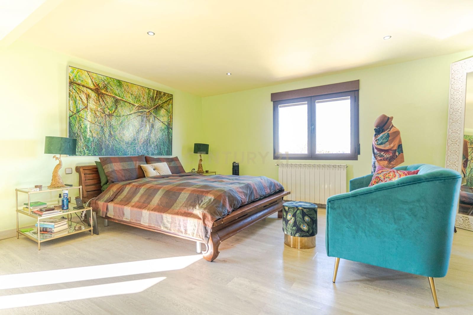 5 bedroom Villa for sale in Gojar with pool - € 625,000 (Ref: 9412975)