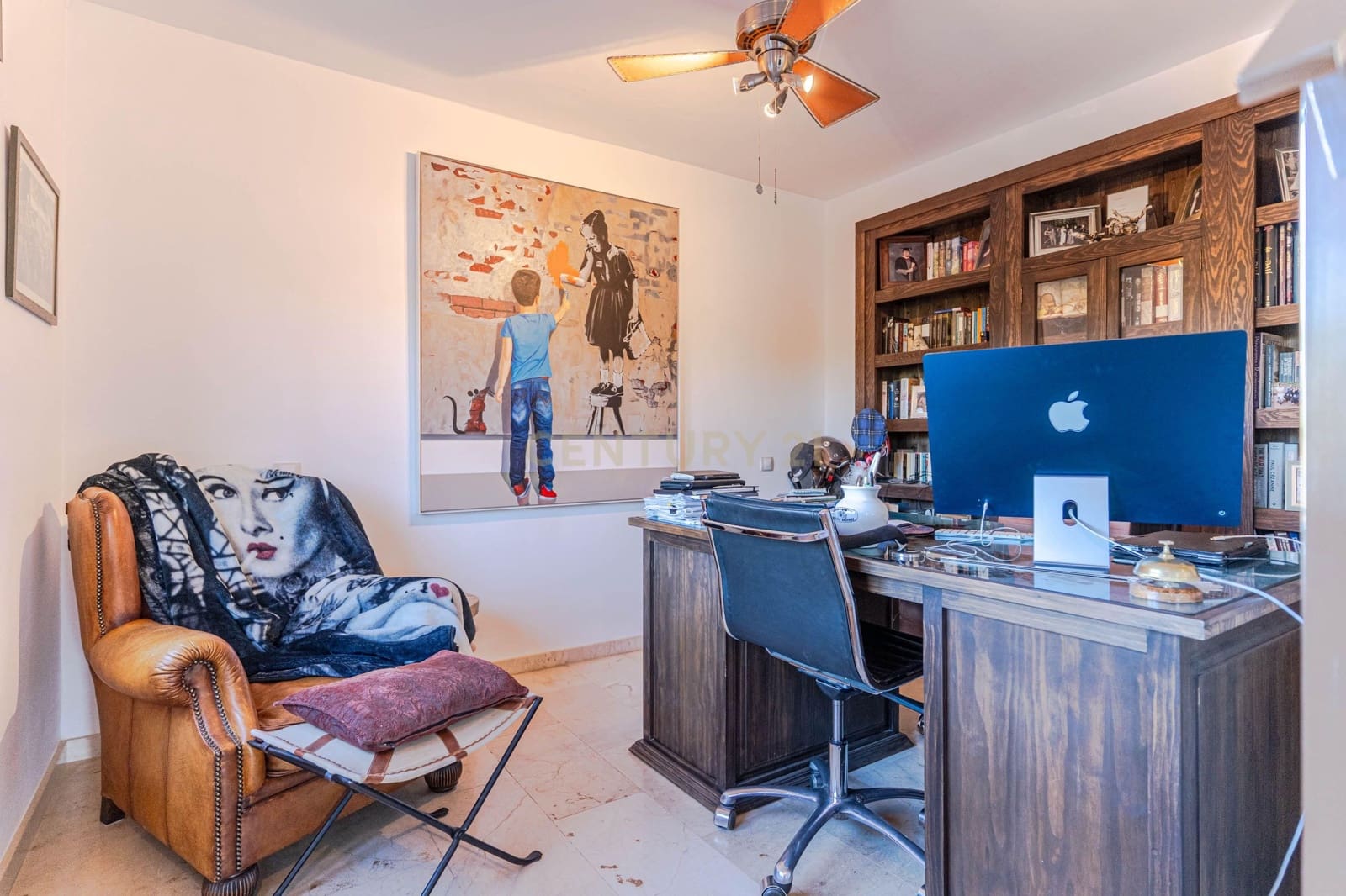 5 bedroom Villa for sale in Gojar with pool - € 625,000 (Ref: 9412975)