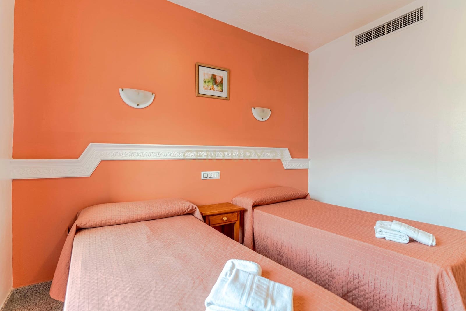 14 soveværelse Hotel til salg i Salobrena - € 1.065.000 (Ref: 9419011)