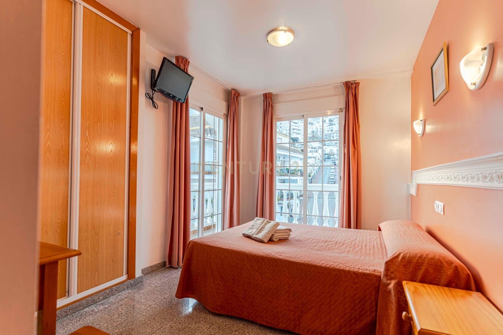 14 soveværelse Hotel til salg i Salobrena - € 1.065.000 (Ref: 9419011)