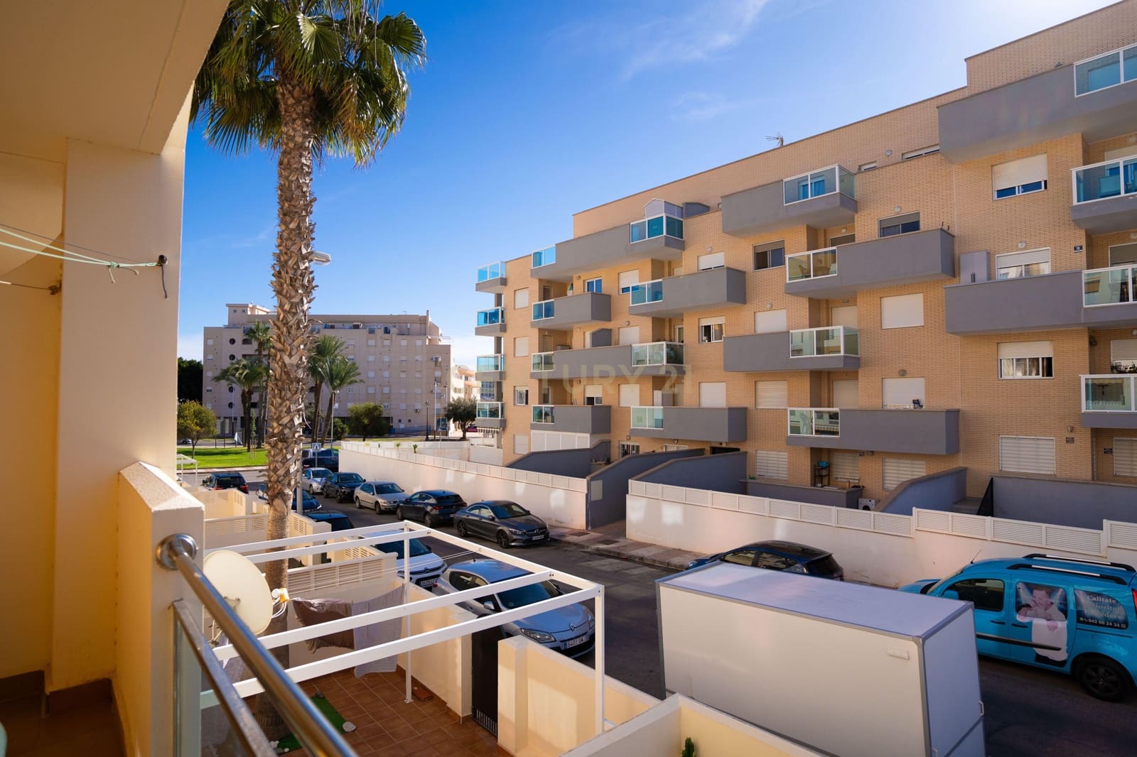 2 soveværelse Lejlighed til salg i Roquetas de Mar med swimmingpool - € 157.000 (Ref: 9419012)