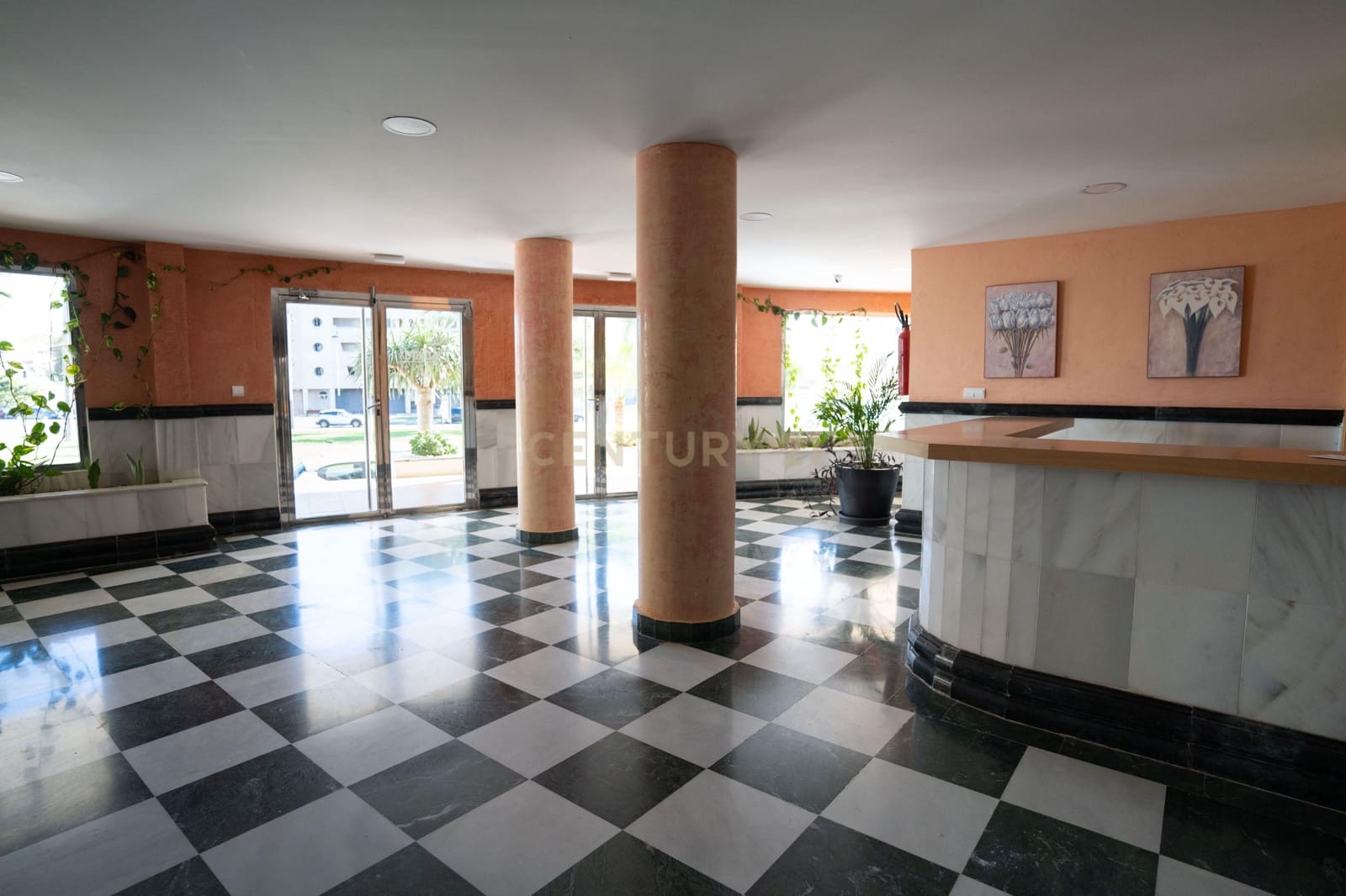 2 soveværelse Lejlighed til salg i Roquetas de Mar med swimmingpool - € 157.000 (Ref: 9419012)