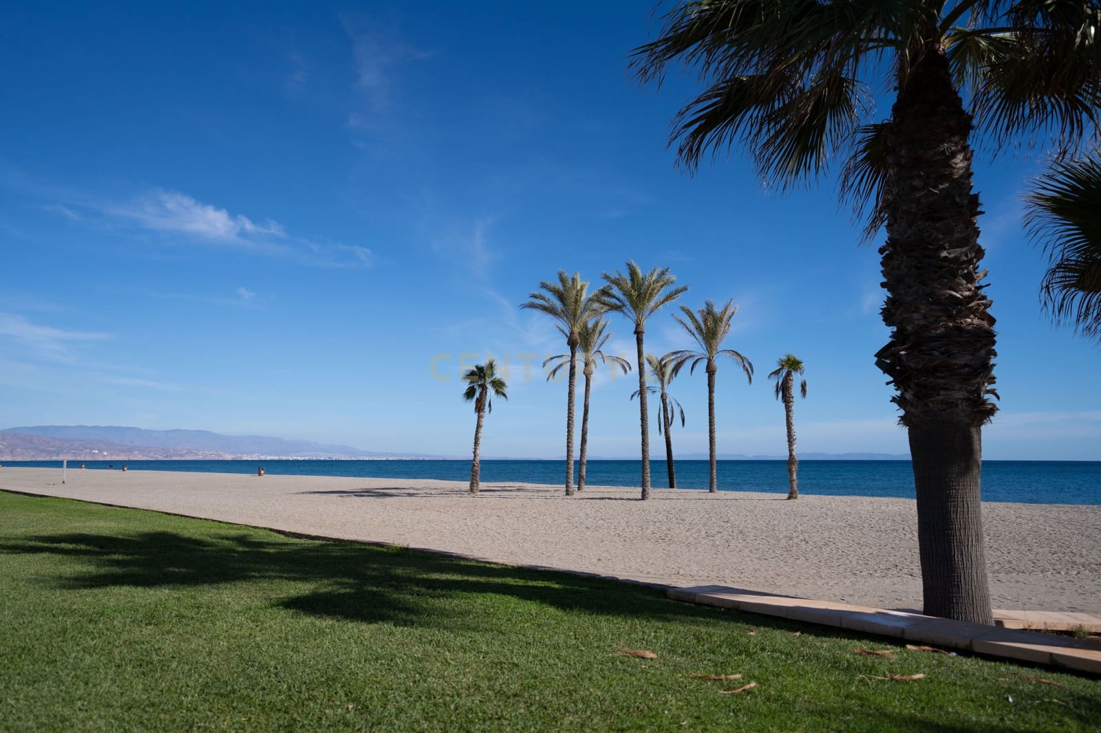 2 soveværelse Lejlighed til salg i Roquetas de Mar med swimmingpool - € 157.000 (Ref: 9419012)