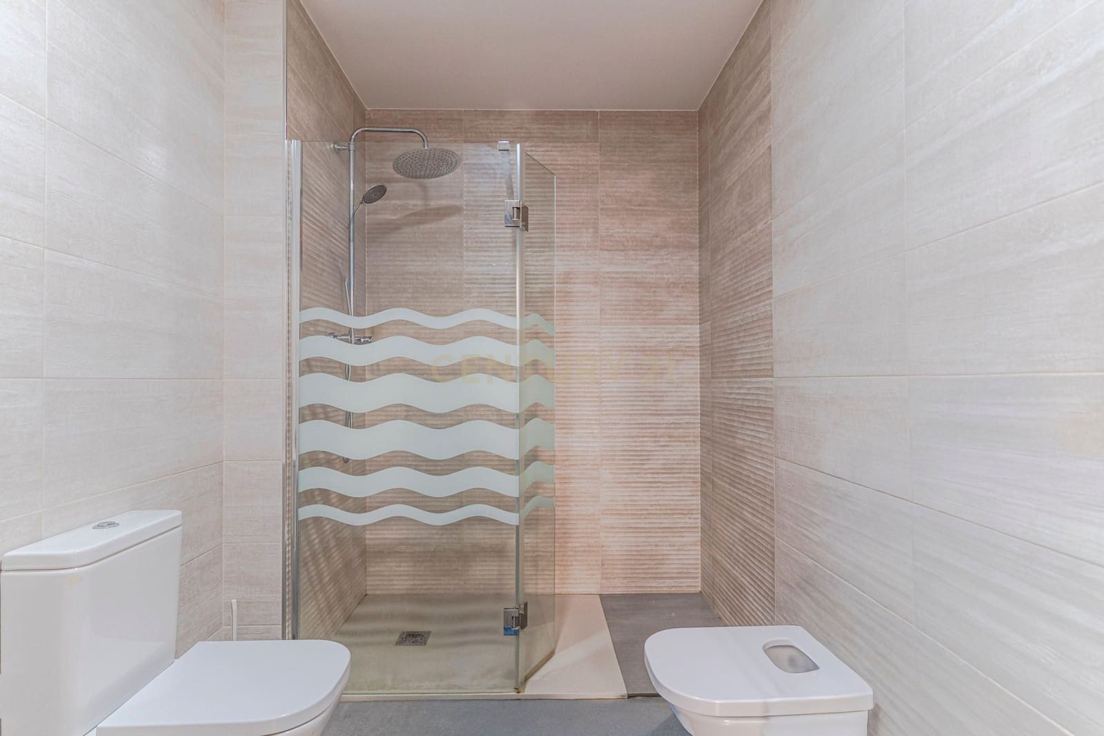 3 bedroom Townhouse for sale in Guevejar - € 295,000 (Ref: 9420075)