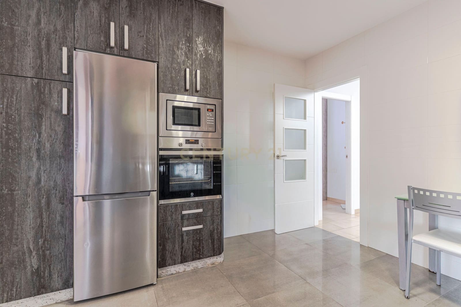 3 bedroom Townhouse for sale in Guevejar - € 295,000 (Ref: 9420075)