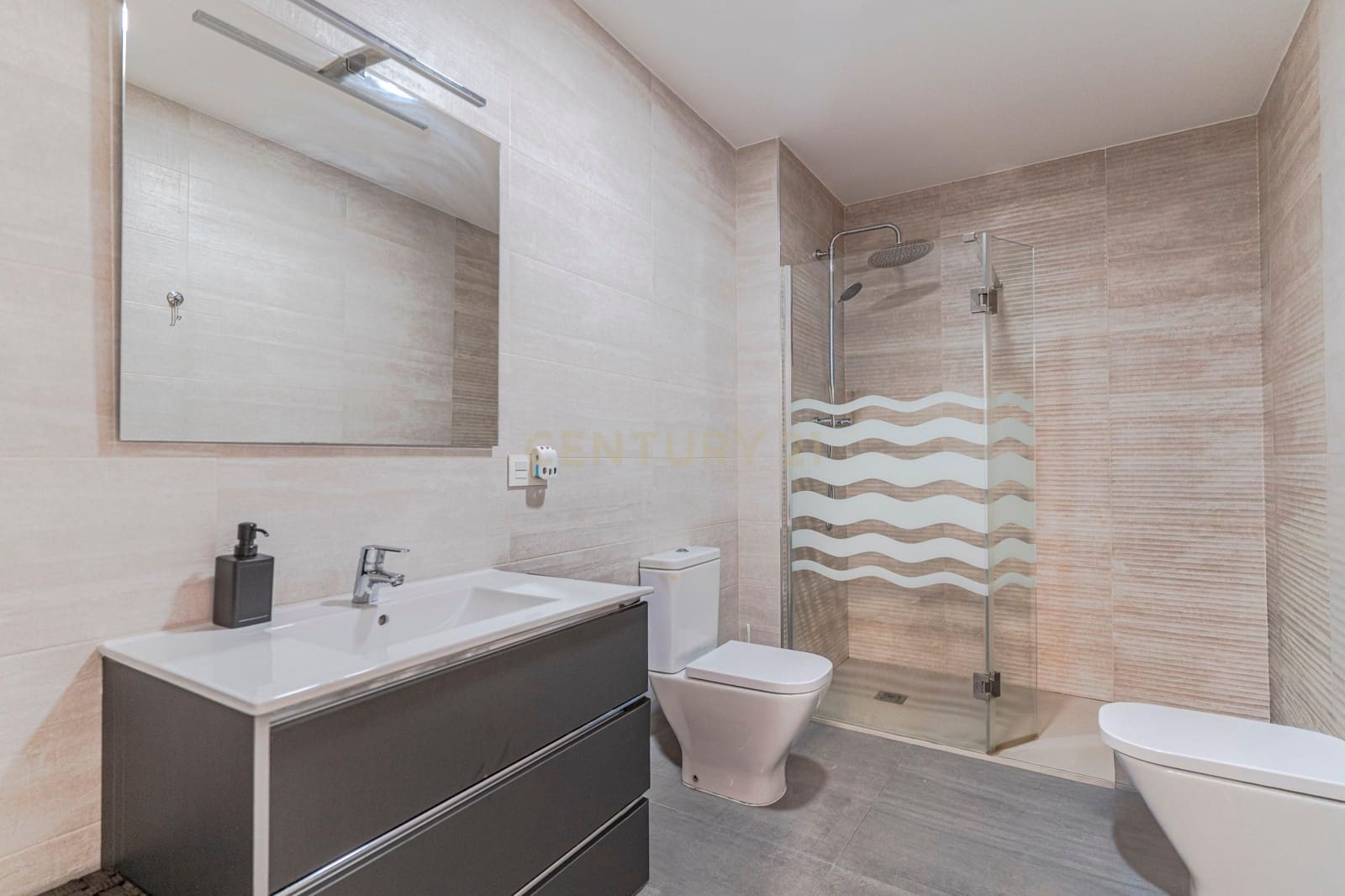 3 bedroom Townhouse for sale in Guevejar - € 295,000 (Ref: 9420075)