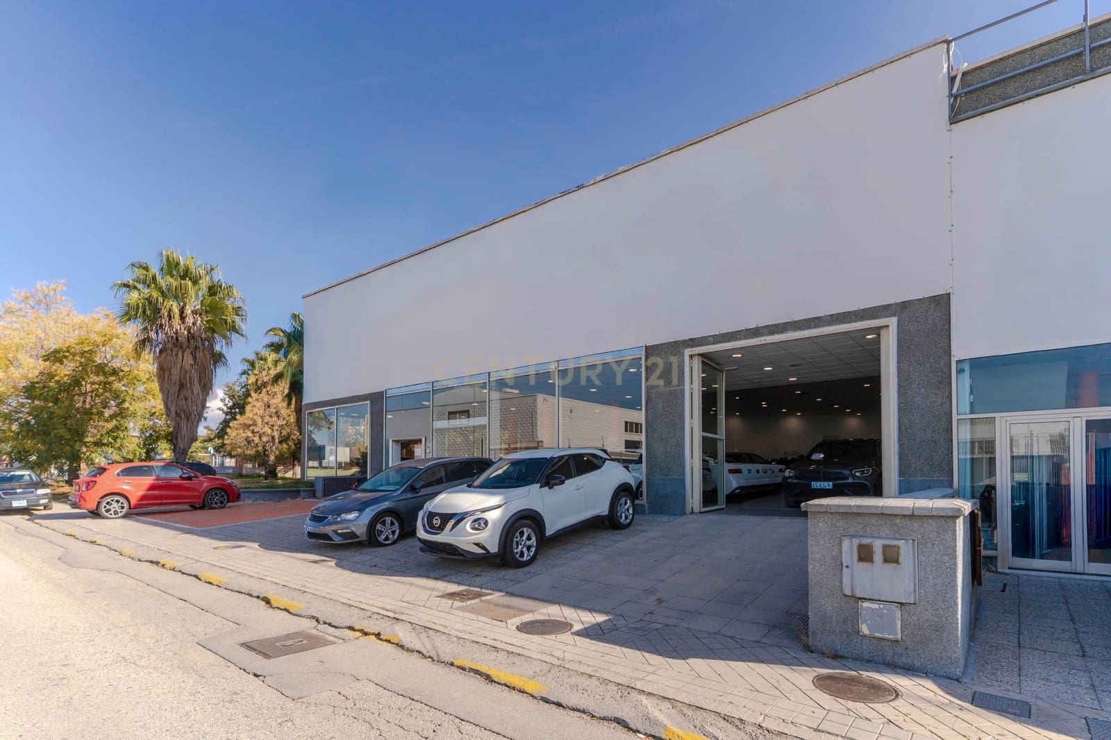 Kaupallinen myytävänä paikassa Granada kaupunki - 1 050 000 € (Ref: 9425822)