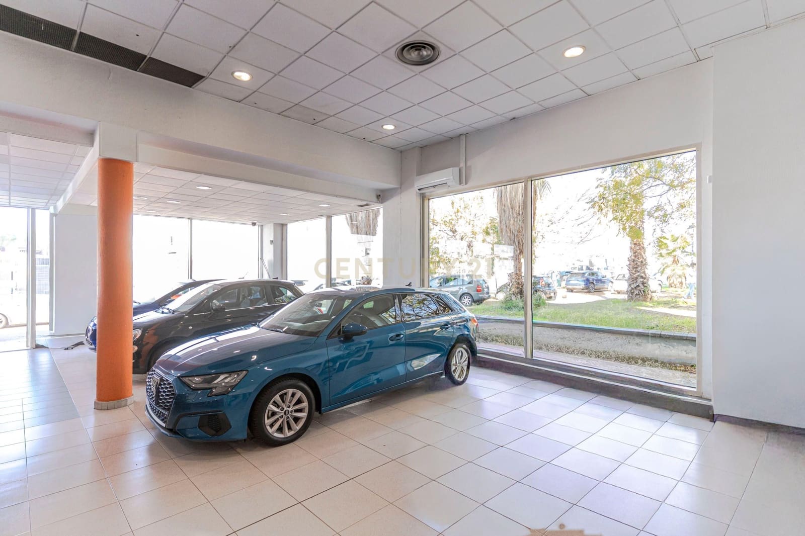 Kaupallinen myytävänä paikassa Granada kaupunki - 1 050 000 € (Ref: 9425822)