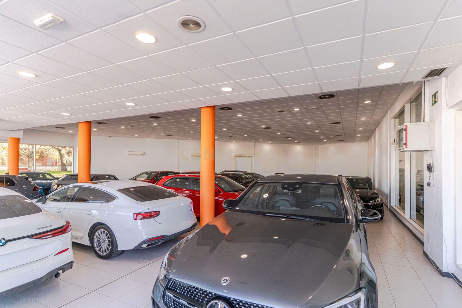 Kaupallinen myytävänä paikassa Granada kaupunki - 1 050 000 € (Ref: 9425822)