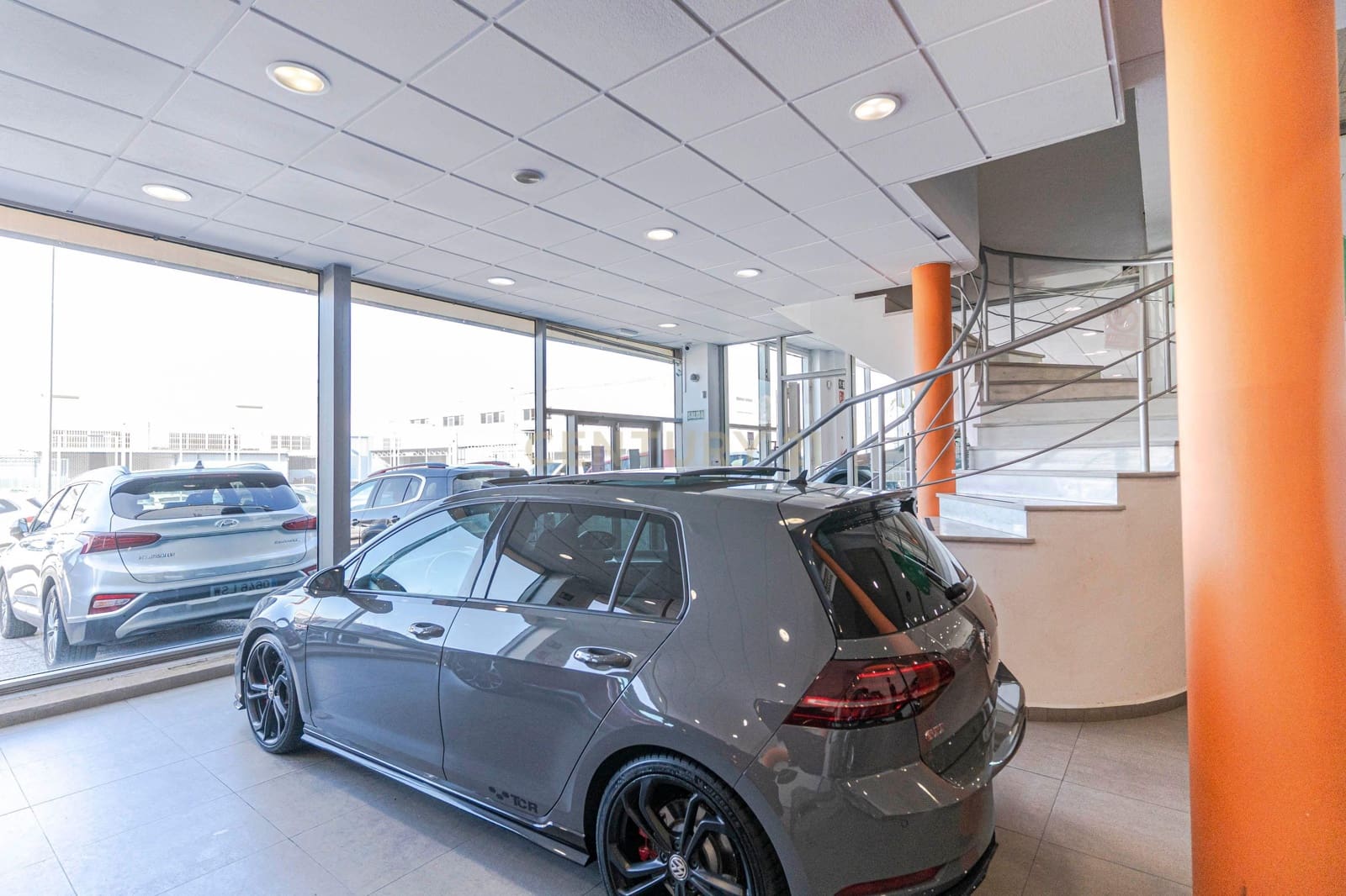 Kaupallinen myytävänä paikassa Granada kaupunki - 1 050 000 € (Ref: 9425822)