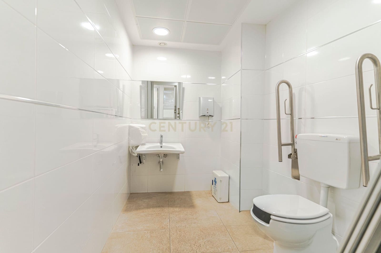 4 soveværelse Lejlighed til salg i Granada by - € 550.000 (Ref: 9426705)