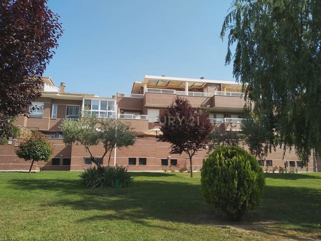 2 sypialnia Apartament do wynajęcia w La Zubia z basenem - 900 € (Ref: 9432867)