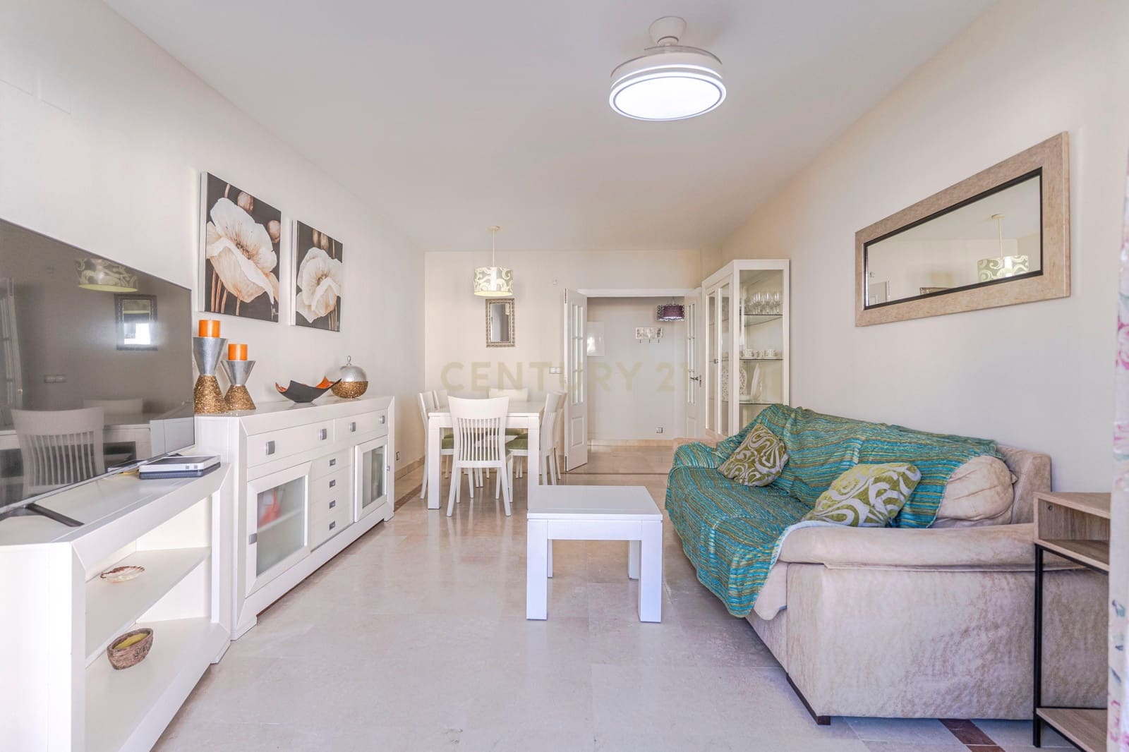 3 soveværelse Lejlighed til salg i Manilva med swimmingpool garage - € 425.000 (Ref: 9436317)