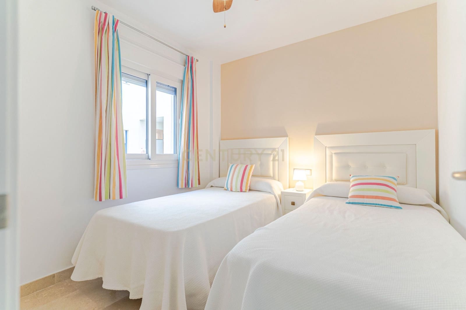 3 soveværelse Lejlighed til salg i Manilva med swimmingpool garage - € 425.000 (Ref: 9436317)