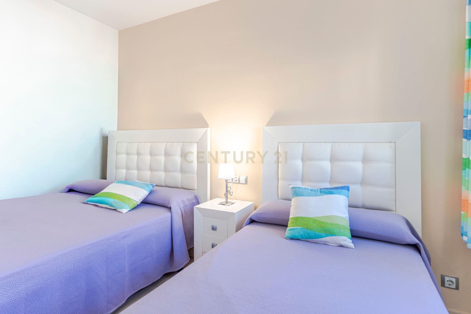 3 soveværelse Lejlighed til salg i Manilva med swimmingpool garage - € 425.000 (Ref: 9436317)