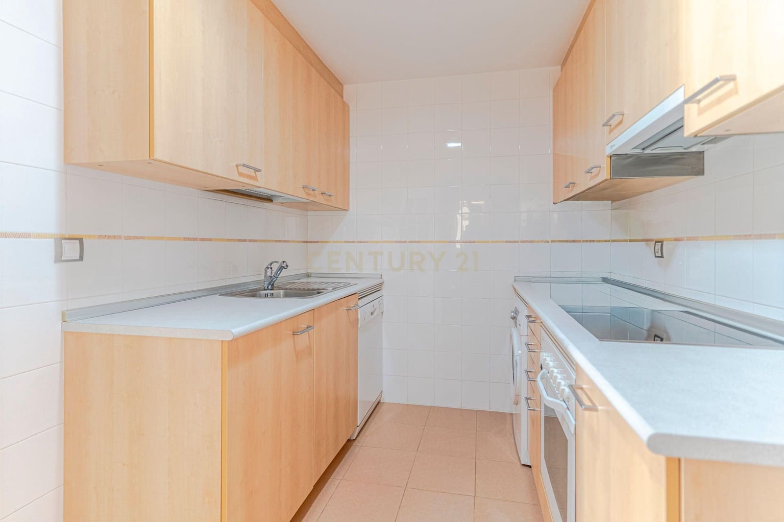 3 soveværelse Lejlighed til salg i Manilva med swimmingpool garage - € 425.000 (Ref: 9436317)