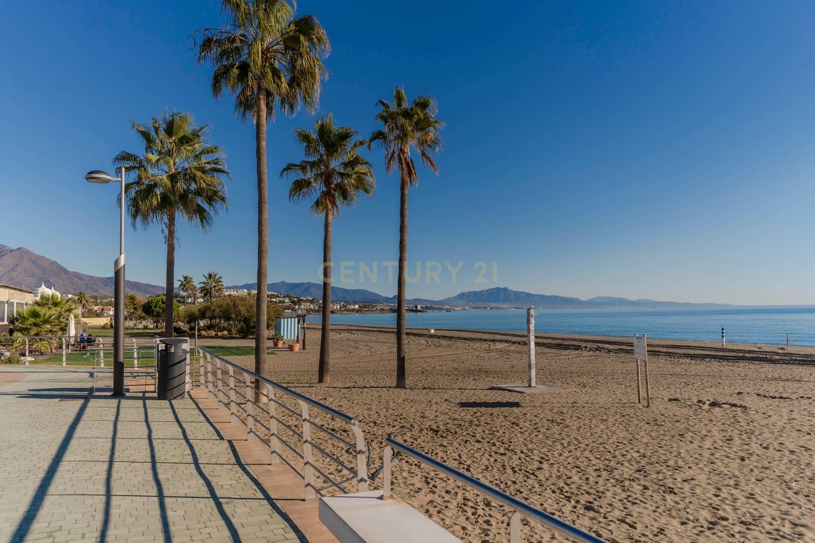 3 soveværelse Lejlighed til salg i Manilva med swimmingpool garage - € 425.000 (Ref: 9436317)