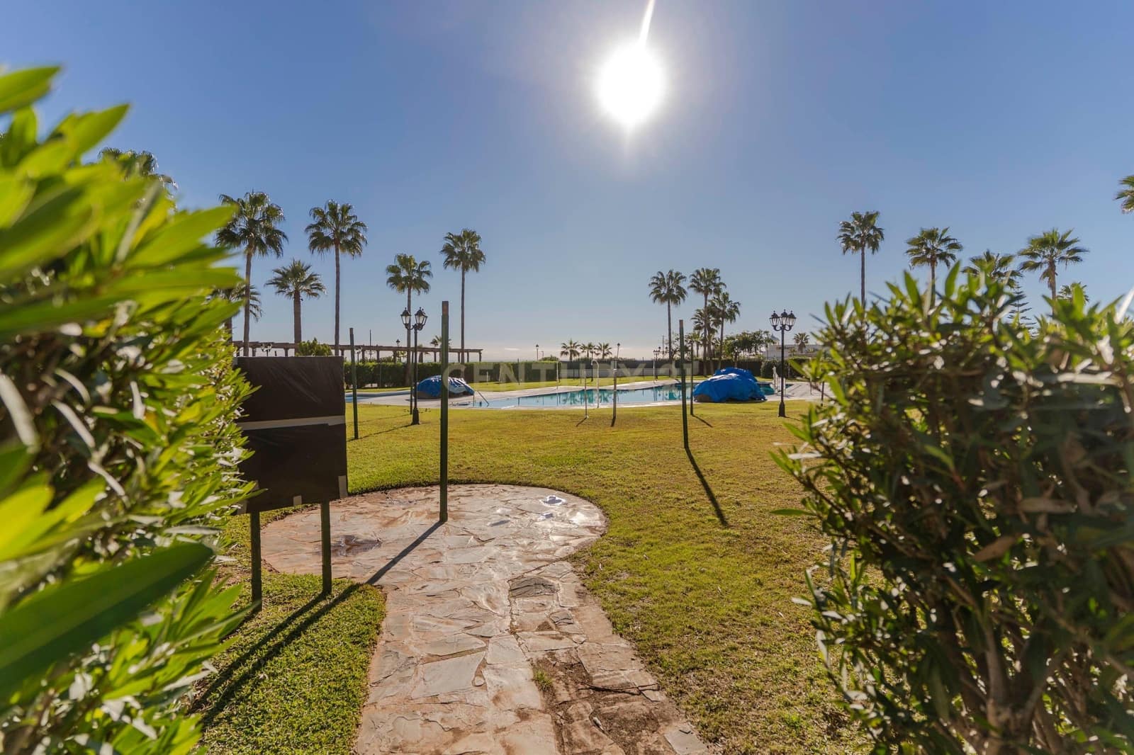 3 soveværelse Lejlighed til salg i Manilva med swimmingpool garage - € 425.000 (Ref: 9436317)