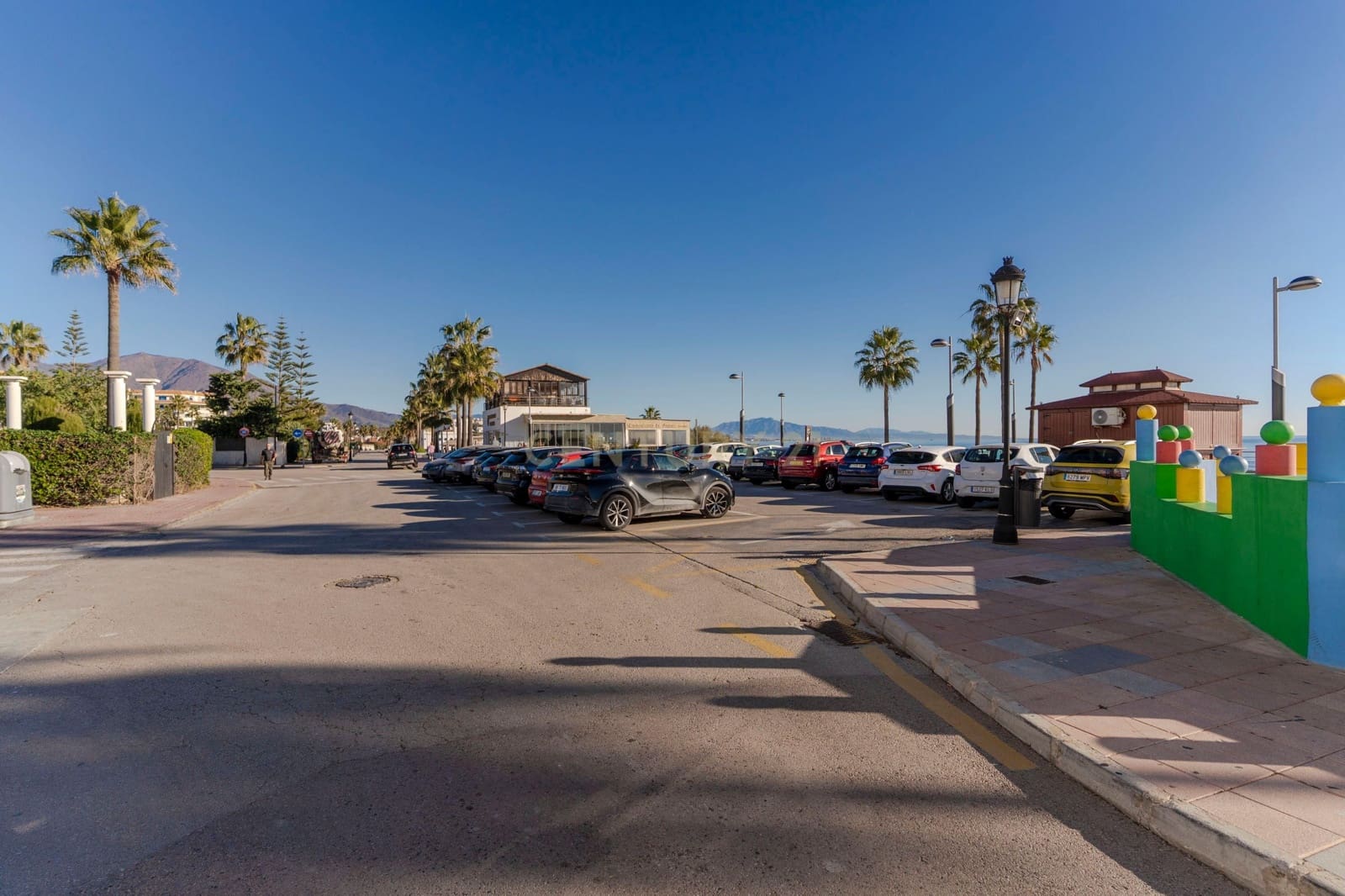 3 soveværelse Lejlighed til salg i Manilva med swimmingpool garage - € 425.000 (Ref: 9436317)