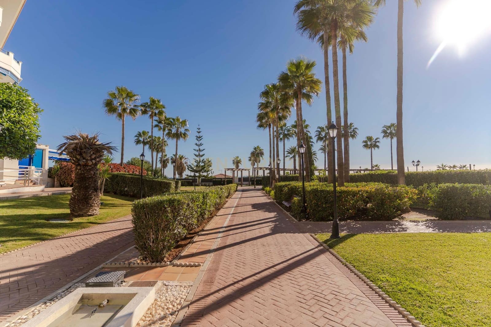 3 soveværelse Lejlighed til salg i Manilva med swimmingpool garage - € 425.000 (Ref: 9436317)