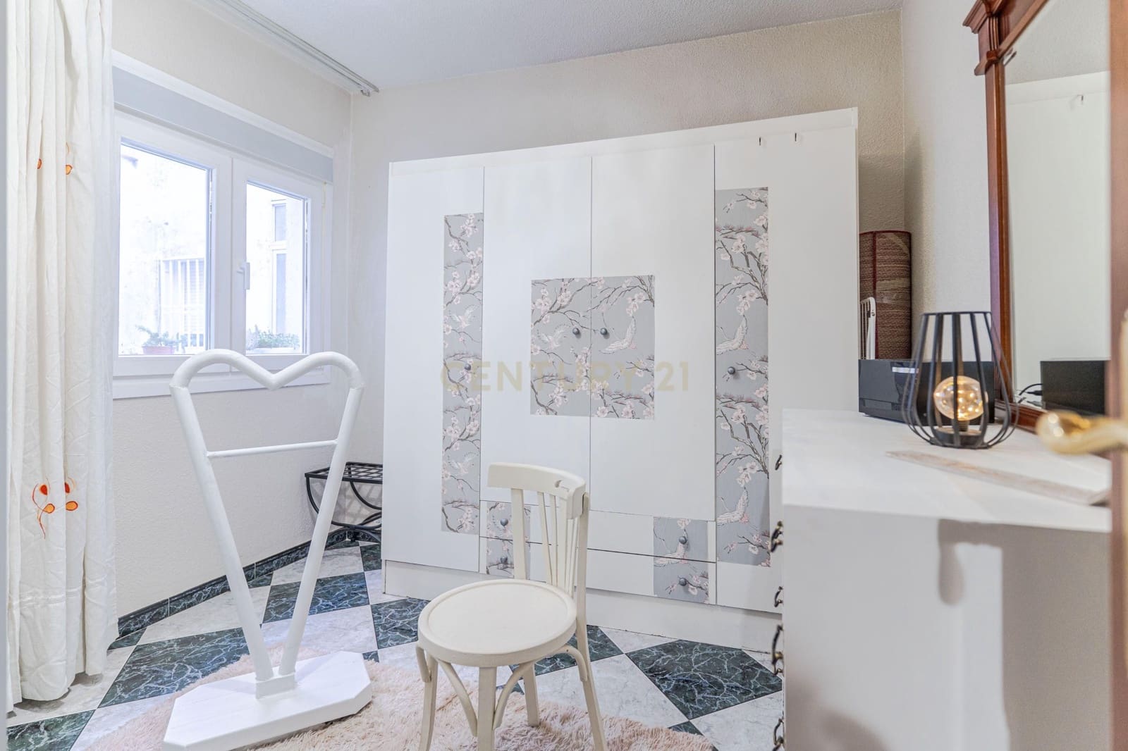 4 slaapkamer Appartement te koop in Pinos Puente - € 108.000 (Ref: 9444903)