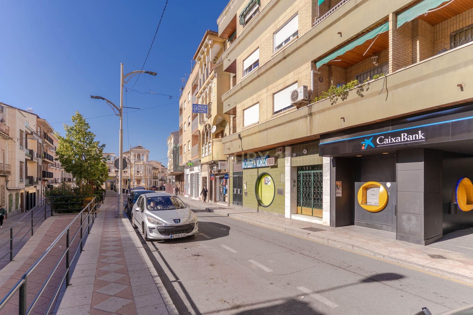 4 slaapkamer Appartement te koop in Pinos Puente - € 108.000 (Ref: 9444903)