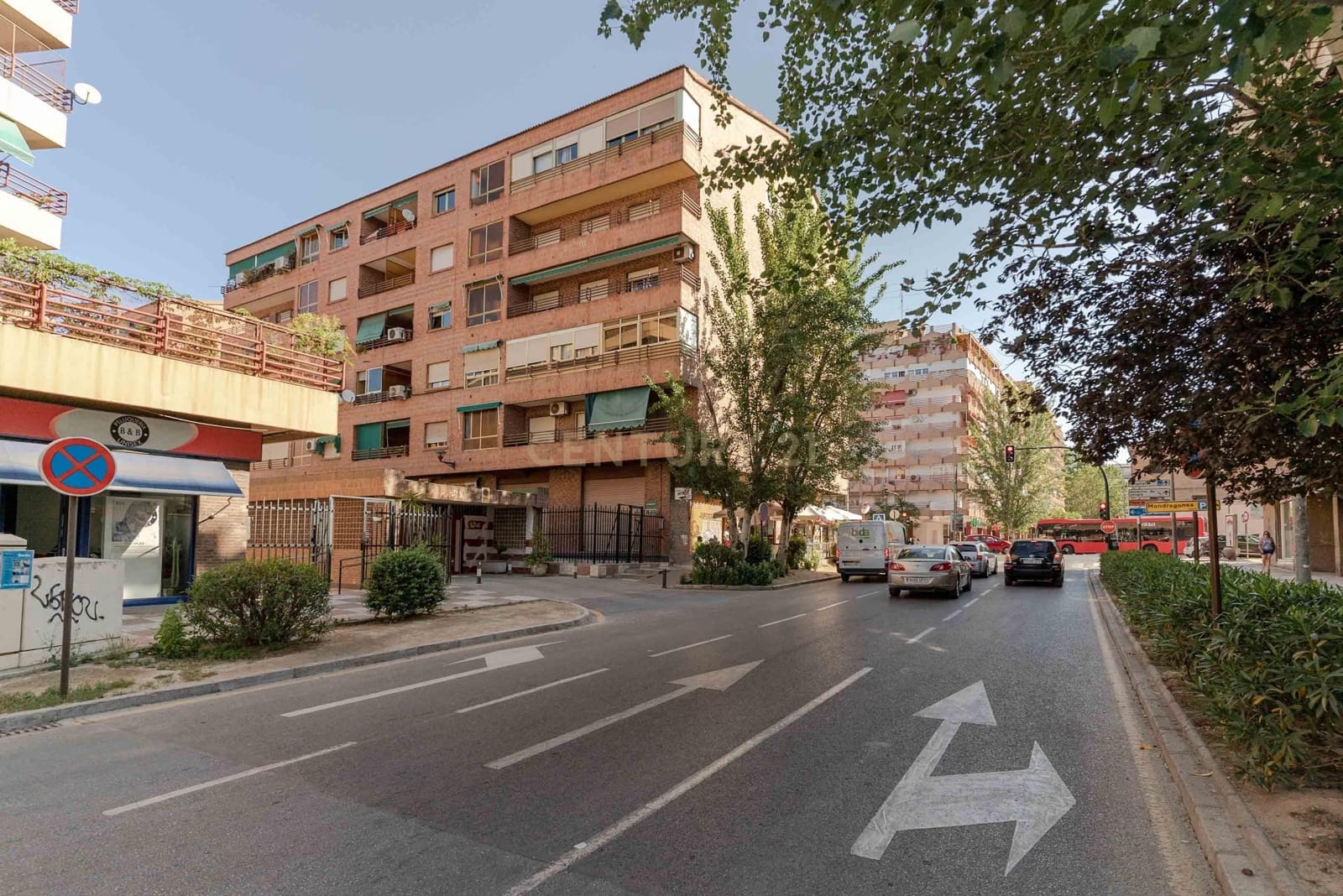 Garage til salg i Granada by - € 19.000 (Ref: 9449871)