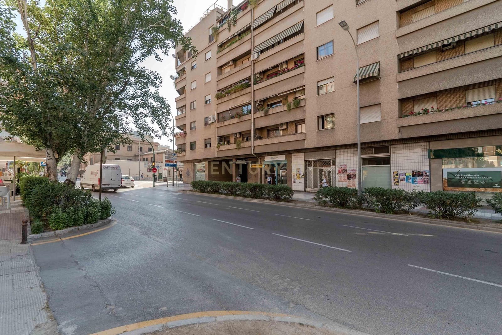 Garage til salg i Granada by - € 19.000 (Ref: 9449871)