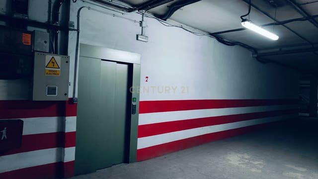 Garage te koop in Pedanias de Granada, Granada stad - € 19.000 (Ref: 9449871)