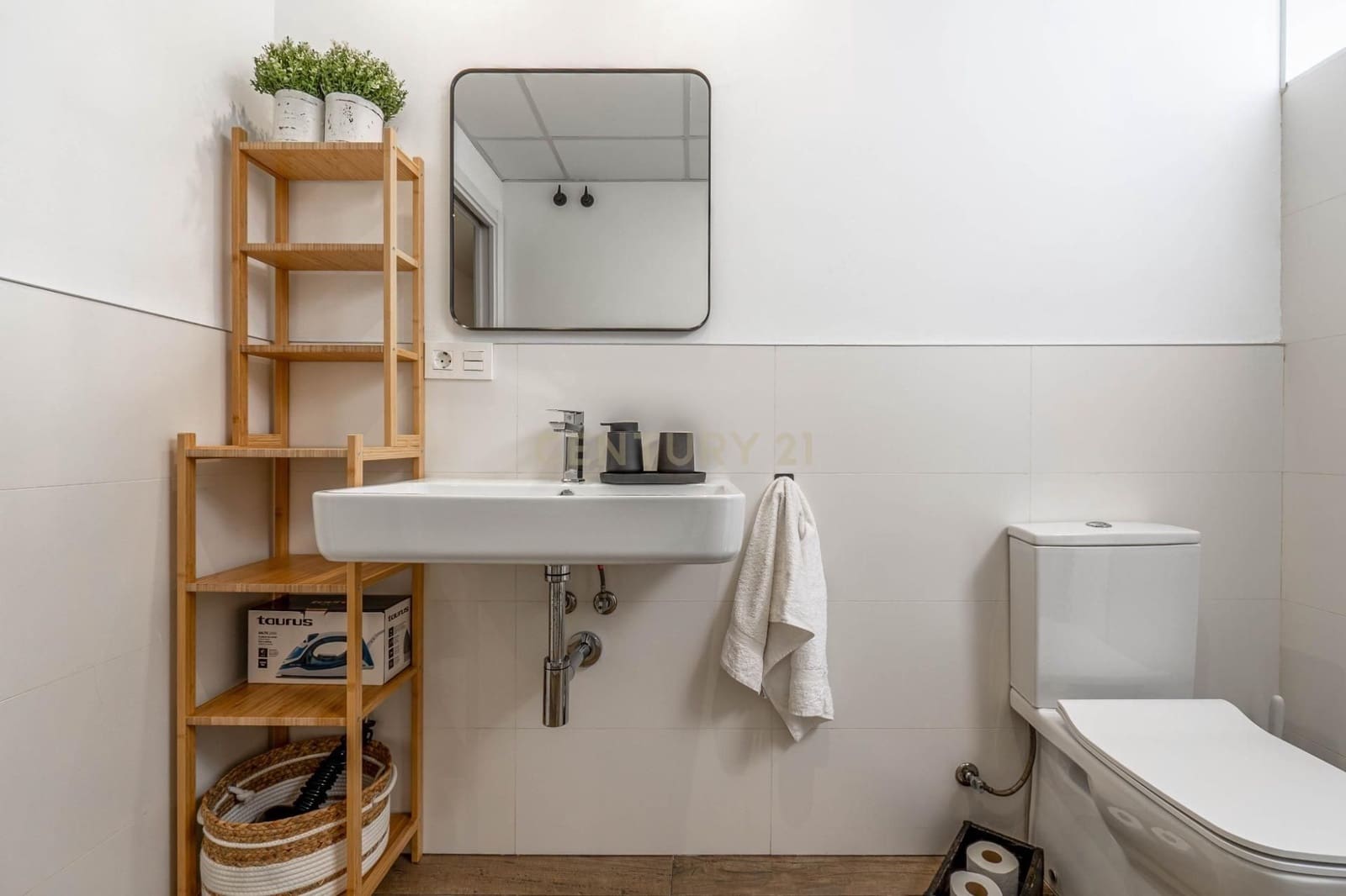 3 soverom Leilighet til salgs i Granada by med svømmebasseng - € 469 000 (Ref: 9449872)