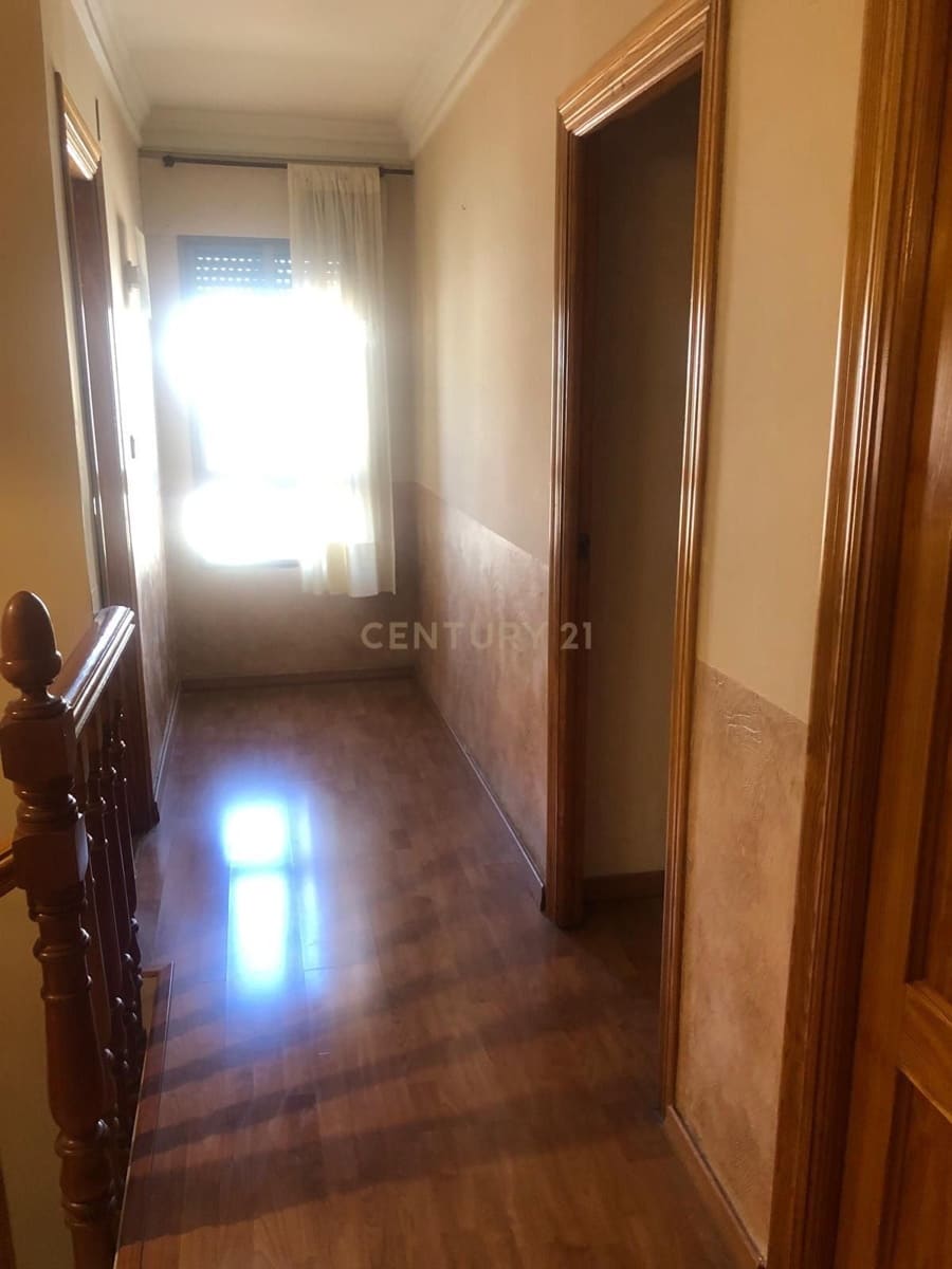 4 chambre Maison de Ville à vendre à Maracena - 235 000 € (Ref: 9450922)