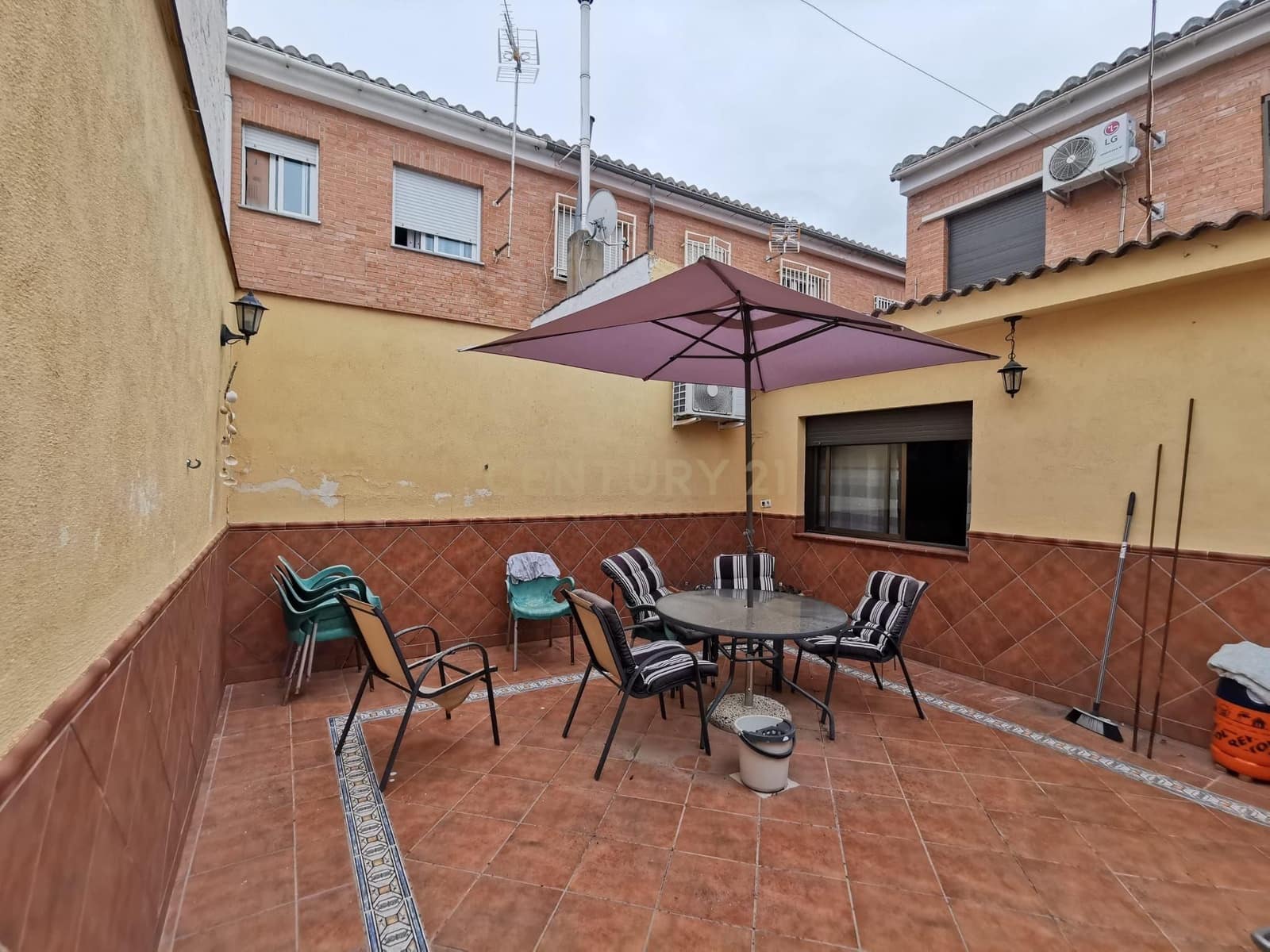 4 chambre Maison de Ville à vendre à Maracena - 235 000 € (Ref: 9450922)