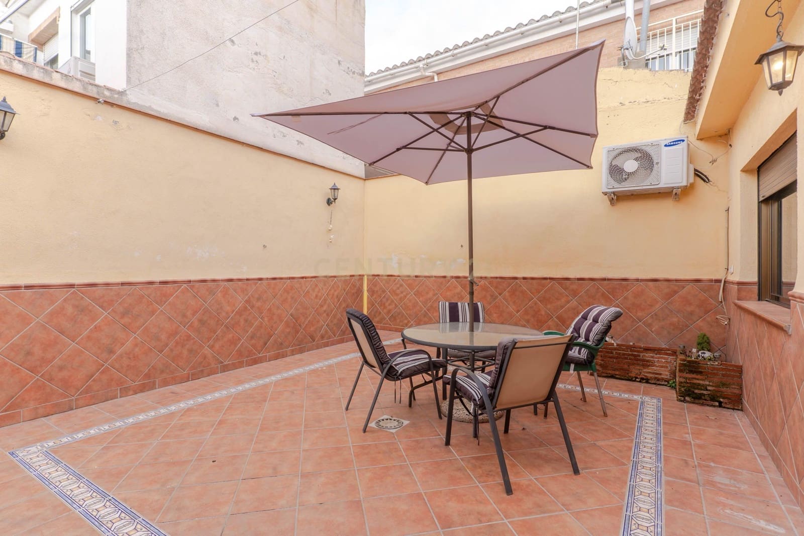 4 soverom Hus til salgs i Maracena - € 235 000 (Ref: 9450922)