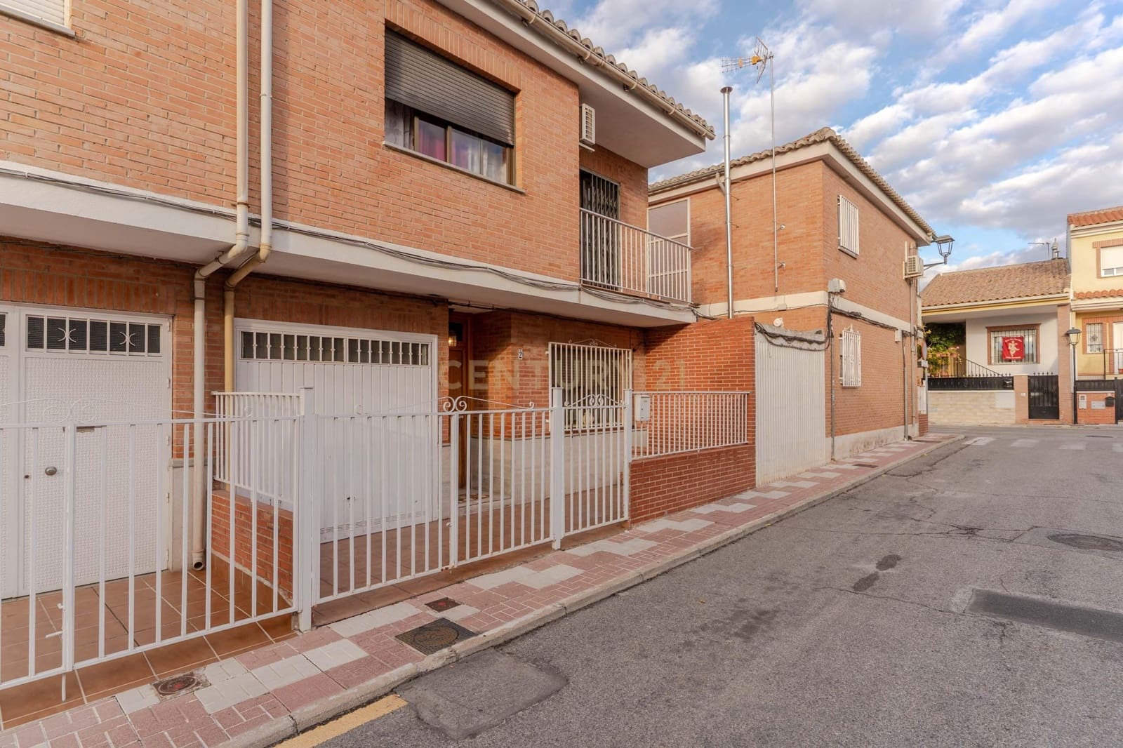 4 soverom Hus til salgs i Maracena - € 235 000 (Ref: 9450922)