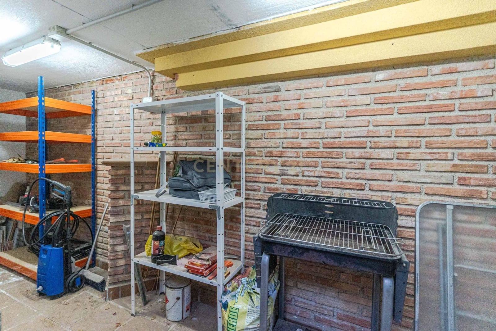 5 quarto Moradia Geminada para venda em La Zubia com piscina garagem - 365 000 € (Ref: 9453433)