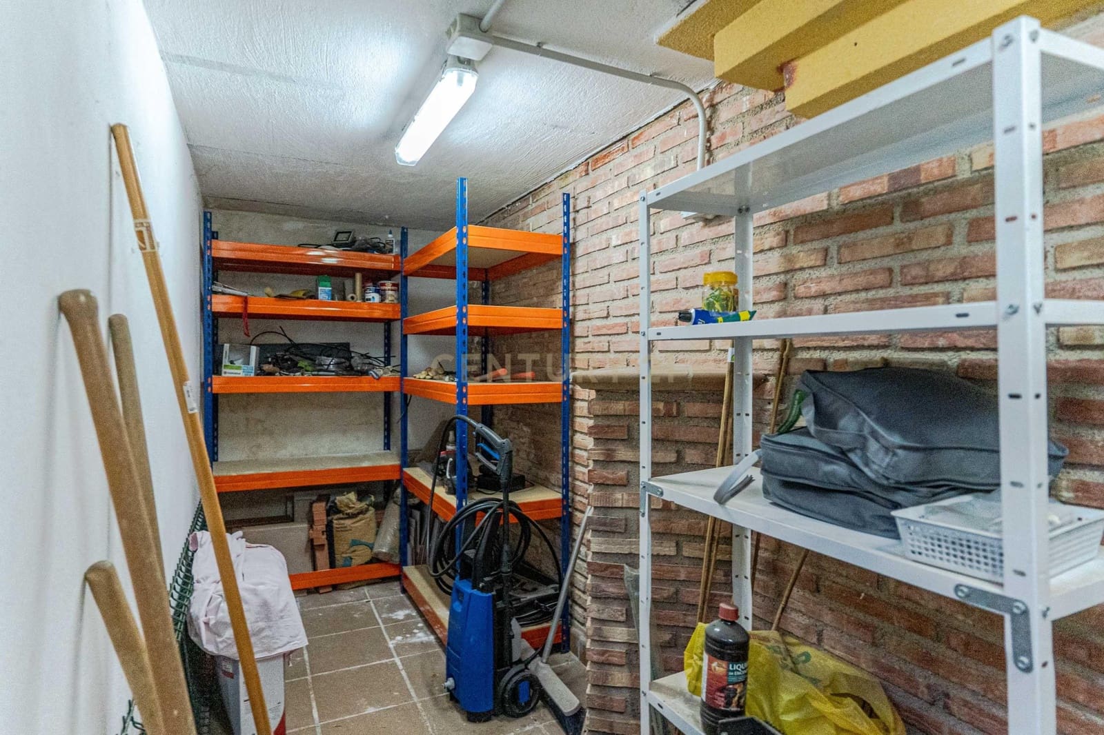 5 quarto Moradia Geminada para venda em La Zubia com piscina garagem - 365 000 € (Ref: 9453433)