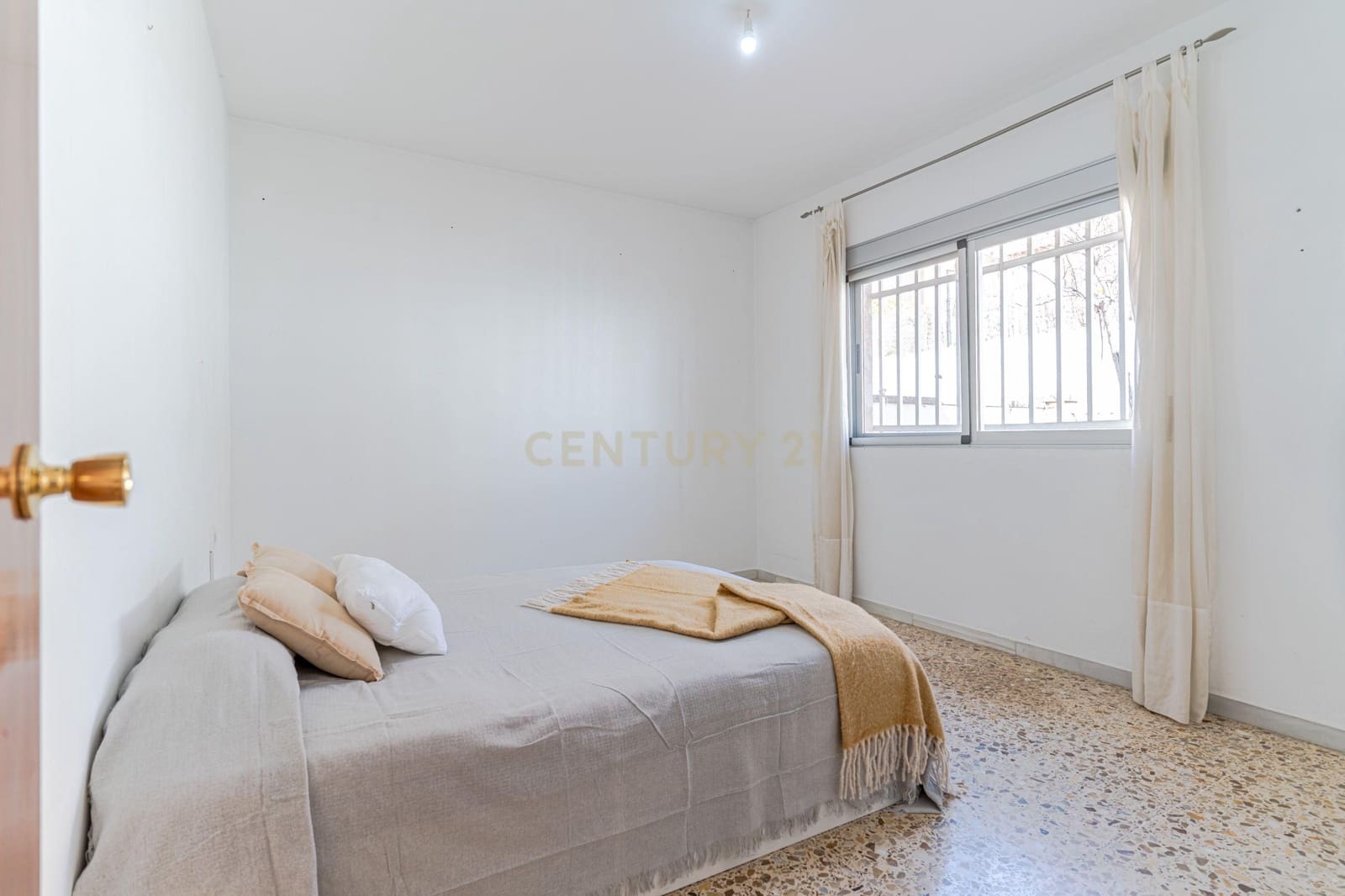 7 sovrum Villa till salu i Alfacar med pool - 259 900 € (Ref: 9455722)