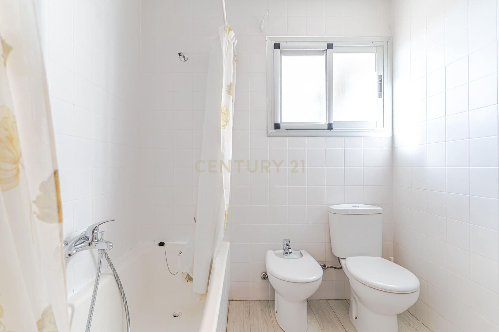 7 sovrum Villa till salu i Alfacar med pool - 259 900 € (Ref: 9455722)