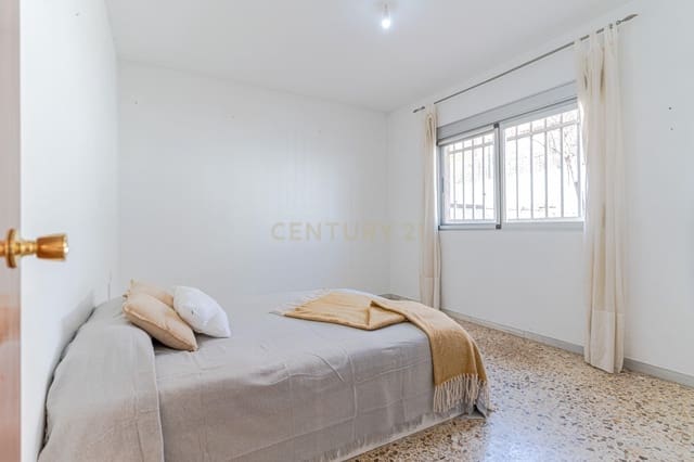 7 sovrum Villa till salu i Alfacar med pool - 259 900 € (Ref: 9455722)