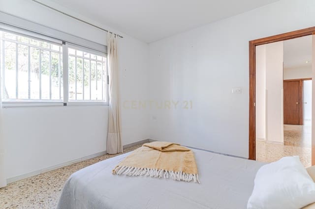 7 sovrum Villa till salu i Alfacar med pool - 259 900 € (Ref: 9455722)