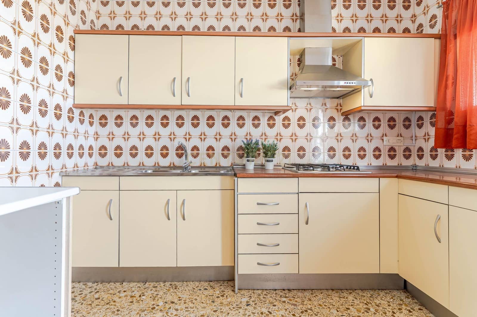 7 sovrum Villa till salu i Alfacar med pool - 259 900 € (Ref: 9455722)