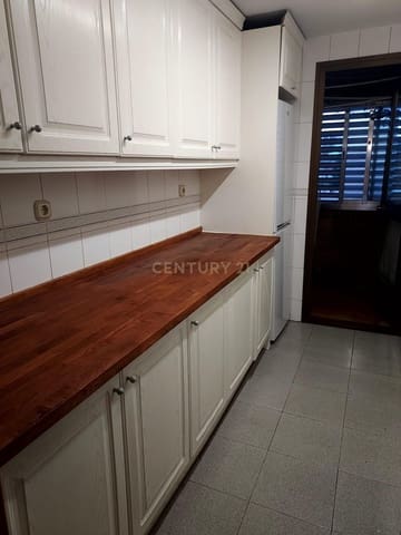 3 quarto Apartamento para arrendar em Canillas, Madrid cidade - 1 500 € (Ref: 9462689)