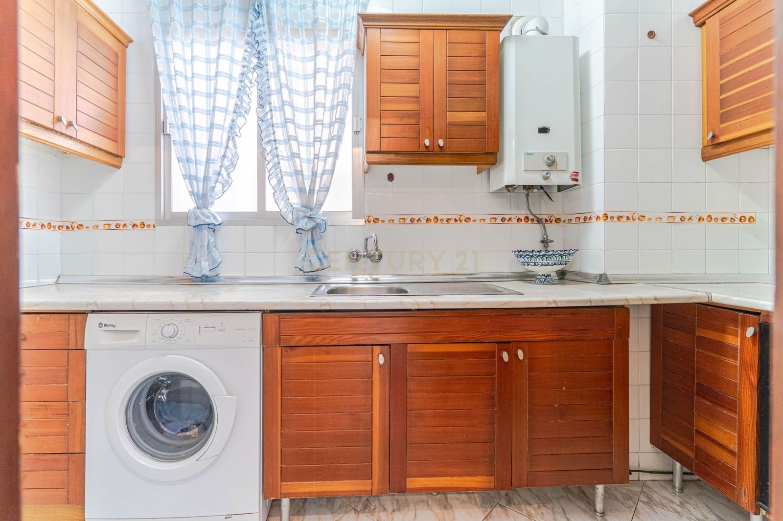3 chambre Appartement à vendre à Motril avec garage - 235 000 € (Ref: 9473317)