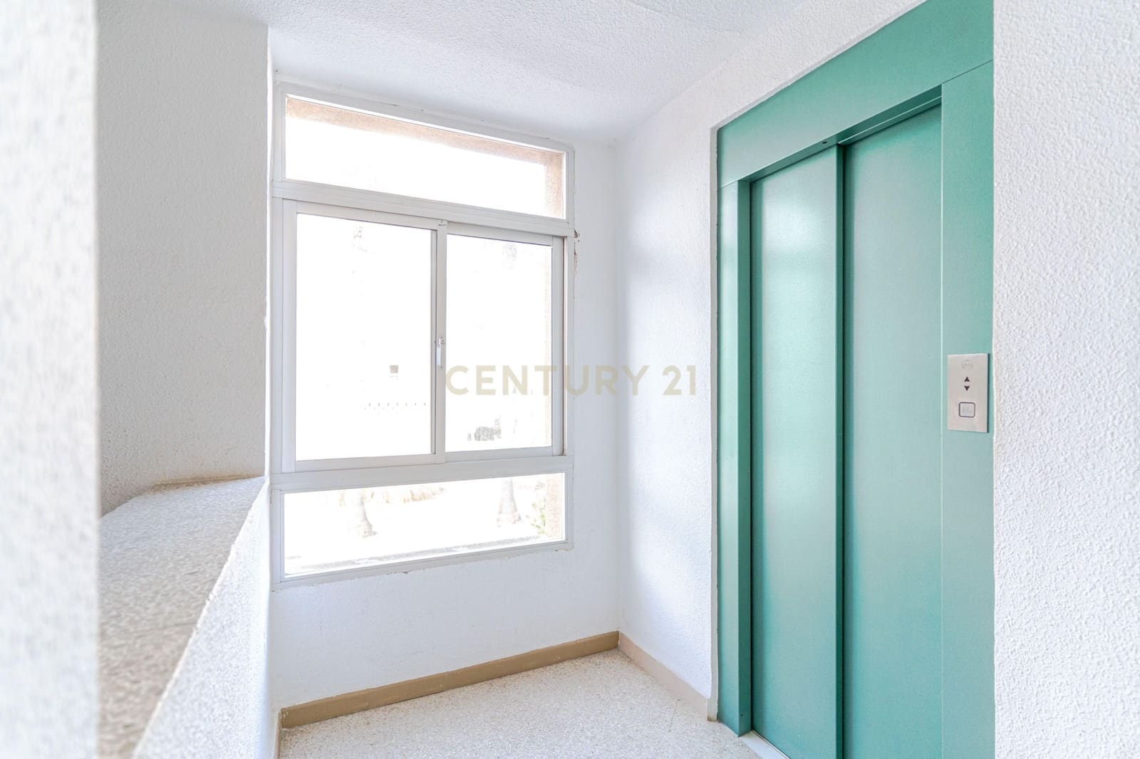 3 chambre Appartement à vendre à Motril avec garage - 235 000 € (Ref: 9473317)