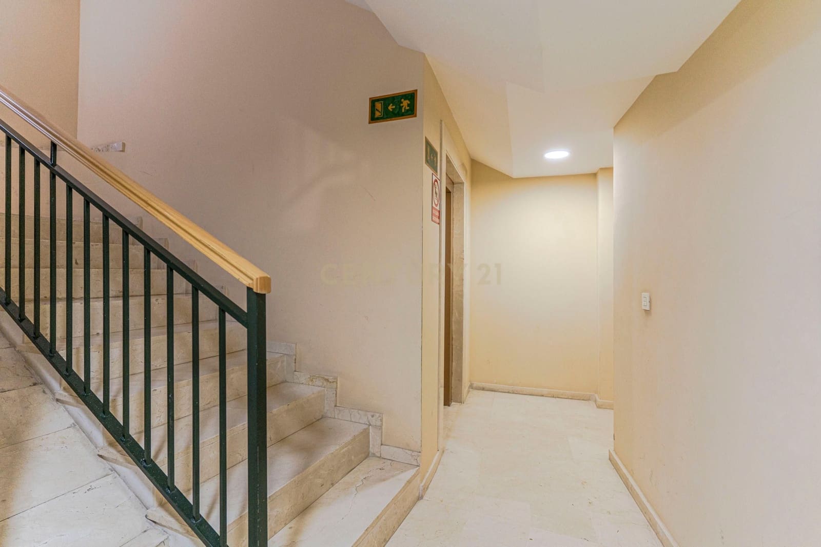 Ufficio in vendita in Monachil - 49.000 € (Rif: 9478942)