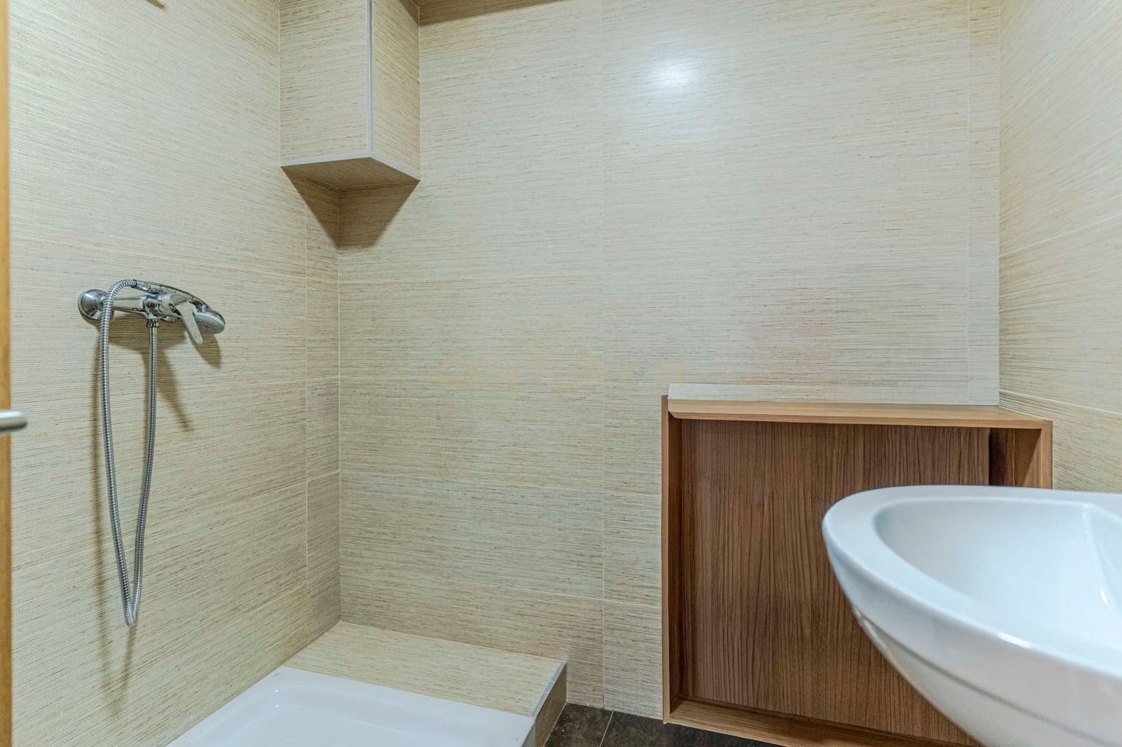 Ufficio in vendita in Monachil - 49.000 € (Rif: 9478942)