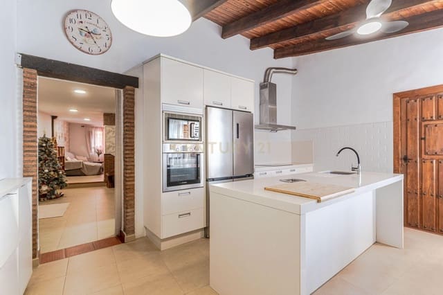 Finca/Casa Rural de 4 habitaciones en Motril en venta con piscina - 350.000 € (Ref: 9480832)