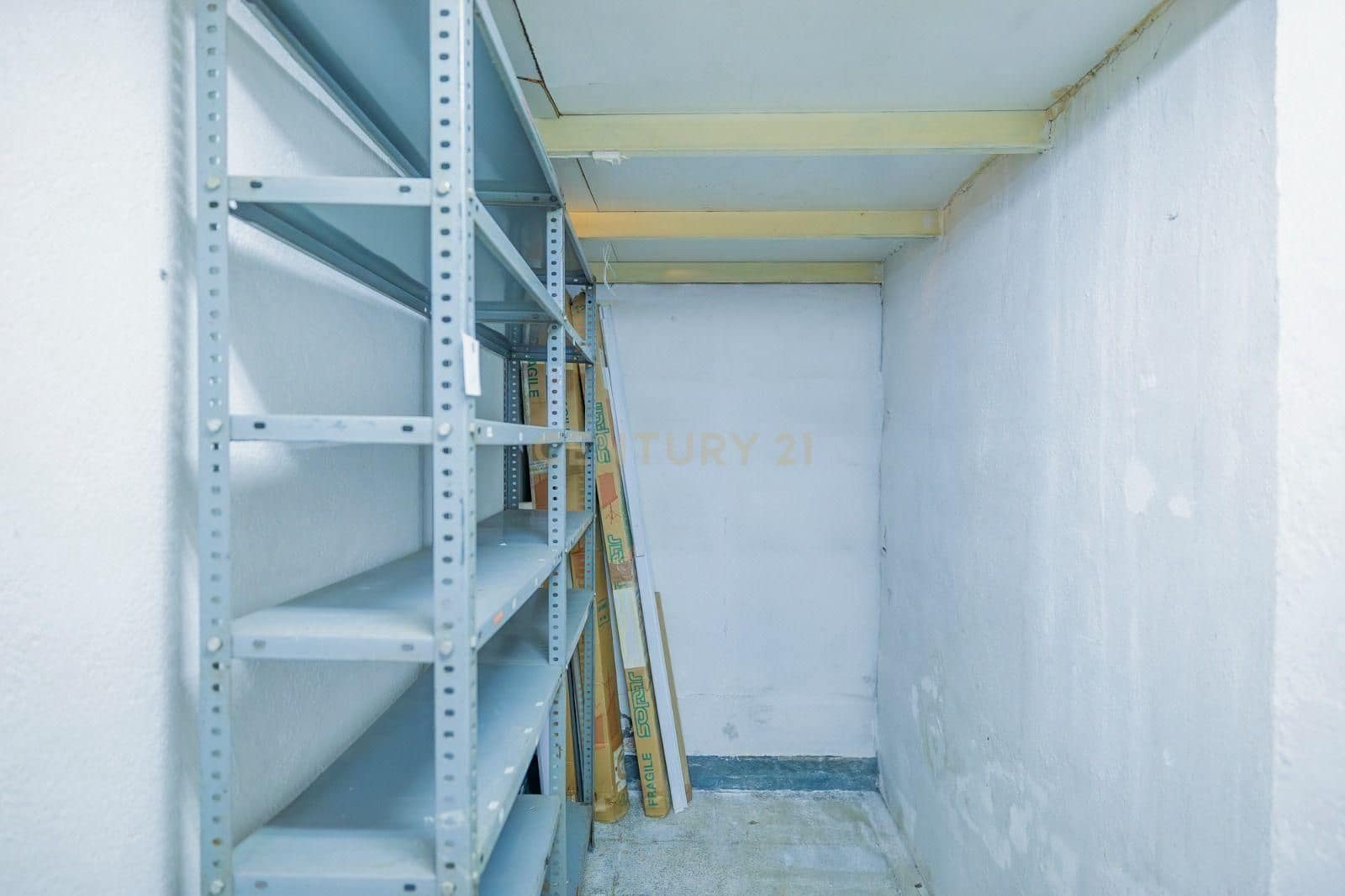 Kaupallinen myytävänä paikassa Motril - 143 000 € (Ref: 9481603)