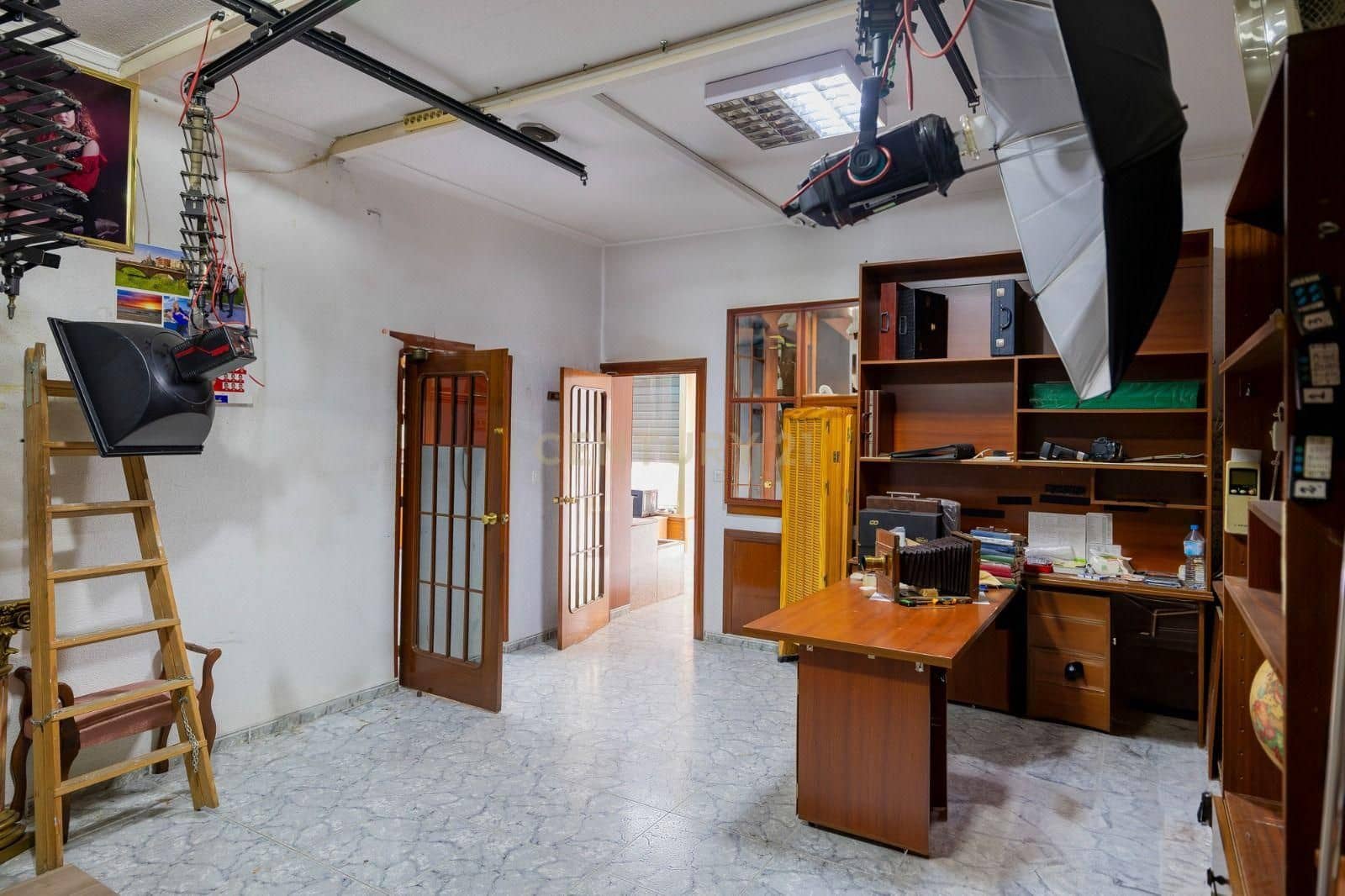 Kaupallinen myytävänä paikassa Motril - 143 000 € (Ref: 9481603)