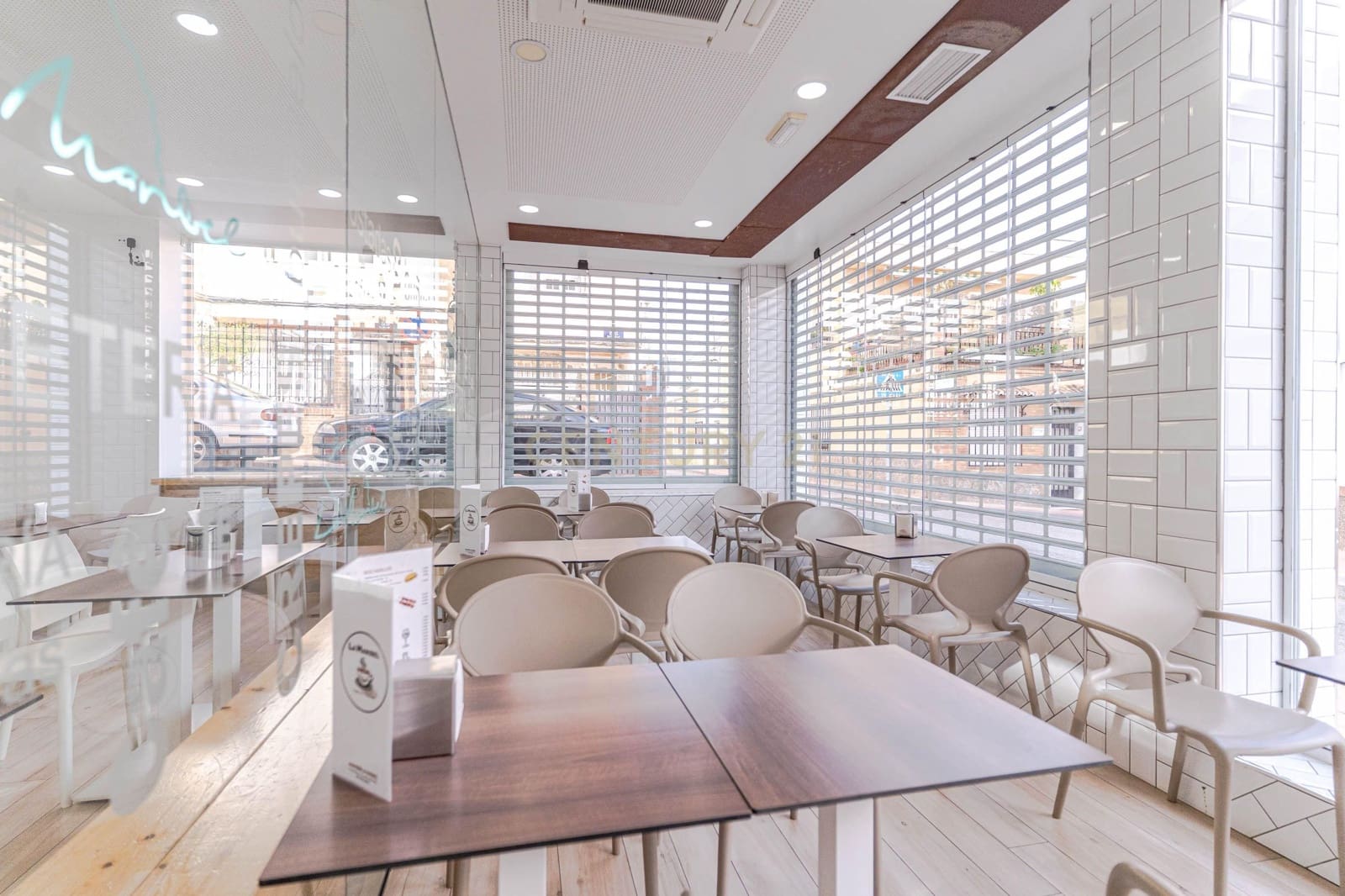 Kommersiell til salgs i Motril - € 220 000 (Ref: 9486486)